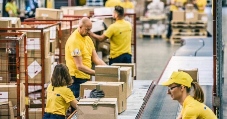 seasonal staffing workers